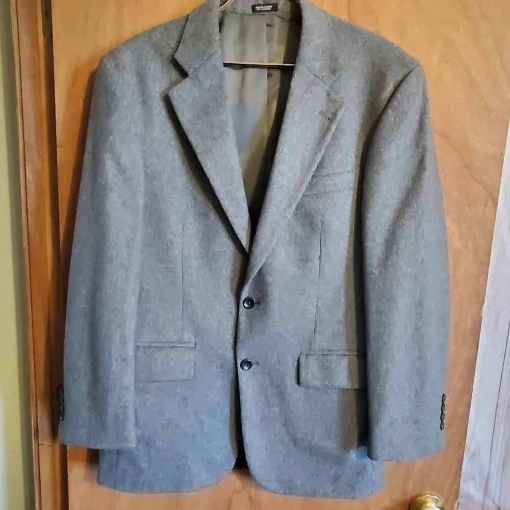 OSCAR DE LA RENTA CASHMERE WOOL BLEND. SPORTS COAT GRAY 40R